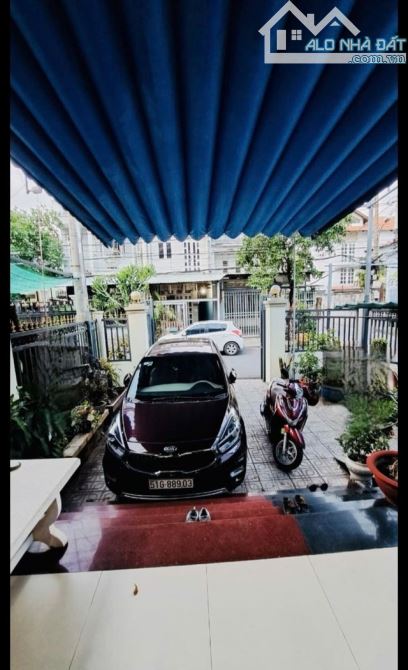 Bán nhà Biệt Thự Mặt Tiền Thới An,q12, dt 164m vuông - 6,7x24,4m - 2 tầng 4PN - 3