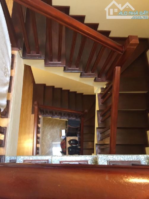 Bán nhà view sông Hồng, 60 X 4 tầng, dân xây,ô tô chạy vòng quanh, kinh doanh dòng tiền - 3
