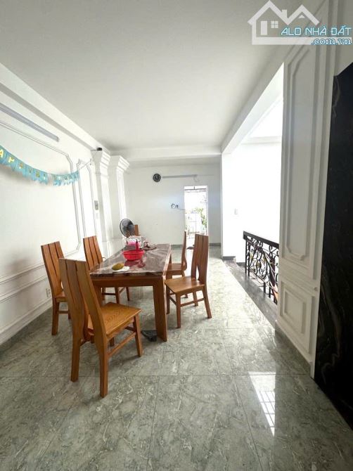 Nhà VIP Phan Văn Trị – 5 tầng, gara ô tô, thiết kế Châu Âu – Gò Vấp, giáp Bình Thạnh 5X17M - 3