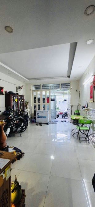 Nhà bán đường NB Bùi Minh Trực (4x14m), ô tô tới nhà, P5 Quận 8 - 3