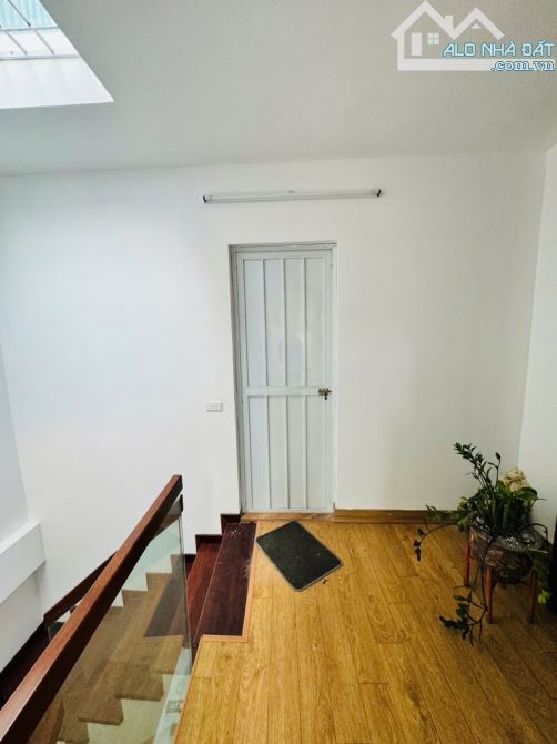 BÁN NHÀ ĐẶNG VĂN NGỮ – Ô TÔ TRÁNH – NỘI THẤT XỊN – 45M²x5T – NHỈNH 12 TỶ - 3