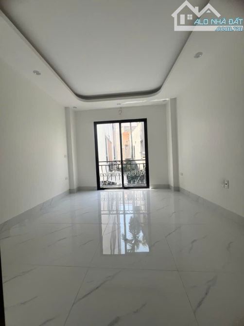 B.Á.N NHÀ THỊ TRẤN ĐAN PHƯỢNG , Ô TÔ TRÁNH , LÔ GÓC THOÁNH SÁNG , Ở SƯỚNG  37M2, 4 TỶ 8 - 3