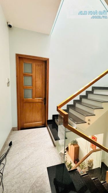 Siêu Phẩm nhà Nguyễn Thị Tú ngay ngã tư Gò Mây hẻm 8m 64m2,4Tầng Nhỉnh 5 tỷ - 3