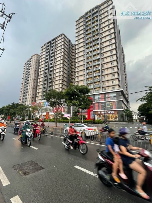 C106 🏙️ CĂN HỘ CAO CẤP 103M2 CHỈ 5T COSMO CITY QUẬN 7 - SỞ HỮU LÂU DÀI - 4