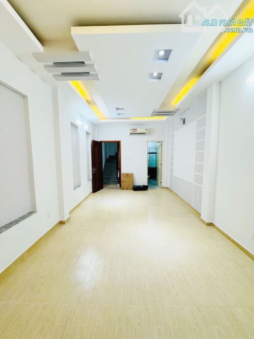 Cần Tiền Bán Gấp nhà ngon cạnh Ng.Trọng Tuyển P.Nhuận 3tầng 132m2 hẻm 3m nhỉnh 6tỏi còn TL - 4