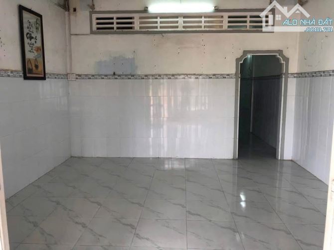 Cần bán gấp căn nhà cấp 4 ở Đ . Nguyễn Thị Sáu , Thới Tam Thôn 80m2 SHR giá 810tr - 4