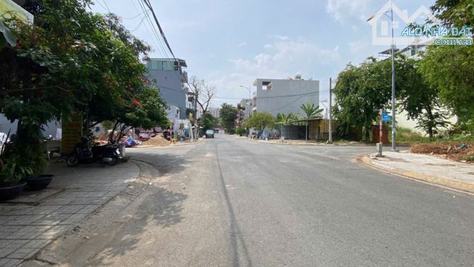 Bán đất mặt đường Phạm Thận Duật phường TM.Lợi Quận 2 cũ nền 47 (100m2) 150 tr/m2 - 4
