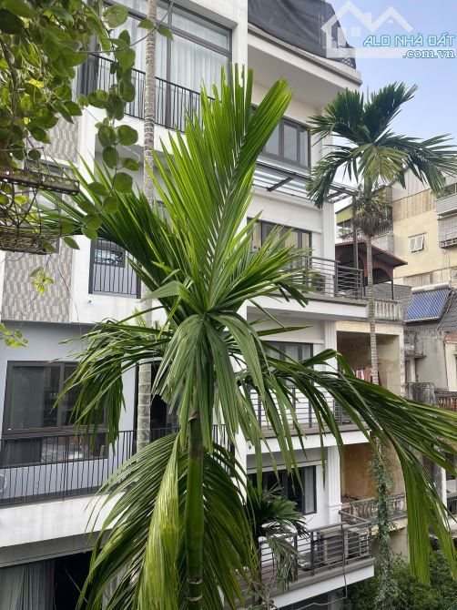 BÁN NHÀ PHỐ NGUYỄN VĂN CỪ, LONG BIÊN, PHÂN LÔ, Ô TÔ TRÁNH, DT 136M2*MT 8M* GIÁ 40.8 TỶ Bán - 4