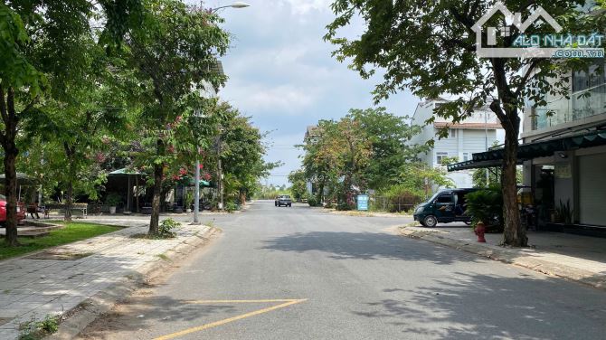 Bán đất mặt đường Phạm Thận Duật View mặt chợ TM.Lợi Quận 2 cũ nền 24 (100m2) 150 tr/m2 - 4