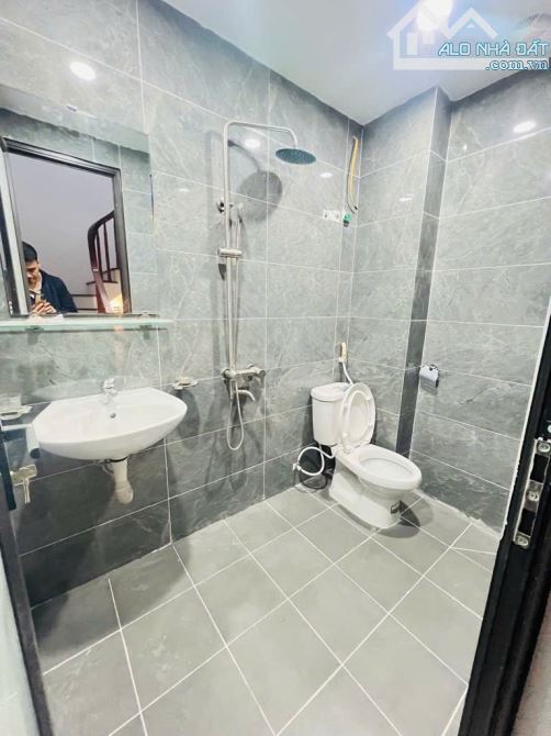 B.Á.N NHÀ THỊ TRẤN ĐAN PHƯỢNG , Ô TÔ TRÁNH , LÔ GÓC THOÁNH SÁNG , Ở SƯỚNG  37M2, 4 TỶ 8 - 4