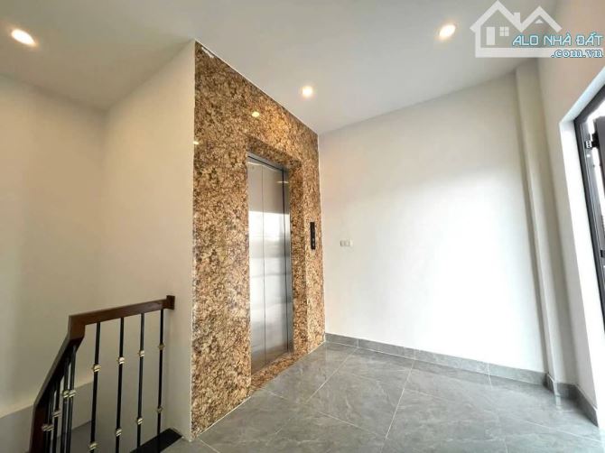 Nhà đẹp Hoàng Cầu Đống Đa, 77m, 6t, 8p, thang máy, k.doanh, chỉ 39.6tỷ - 4