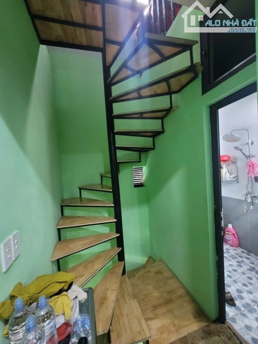 Bán nhà mặt phố Yên Phúc, 25m2, Mt 3.4m, 2t, 2 oto tránh nhau, kinh doanh, 6.5ti - 4