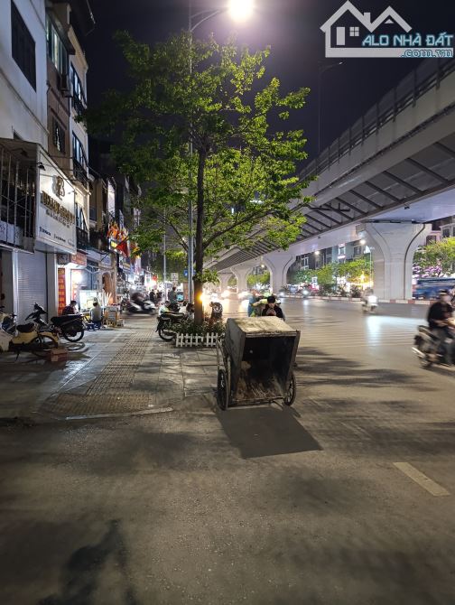 Bán Đất Mặt Phố Minh Khai -Hai Bà Trưng.DT: 3000m2- 450 Tỷ. Thuộc Dự Án Xây Dựng 28 Tầng - 4