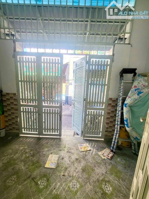 cần bán, NHÀ 2 MẶT HẺM TRƯỚC SAU, HẺM XE HƠI, phan văn hớn tân thới nhất quận 12, dt 84M2 - 5
