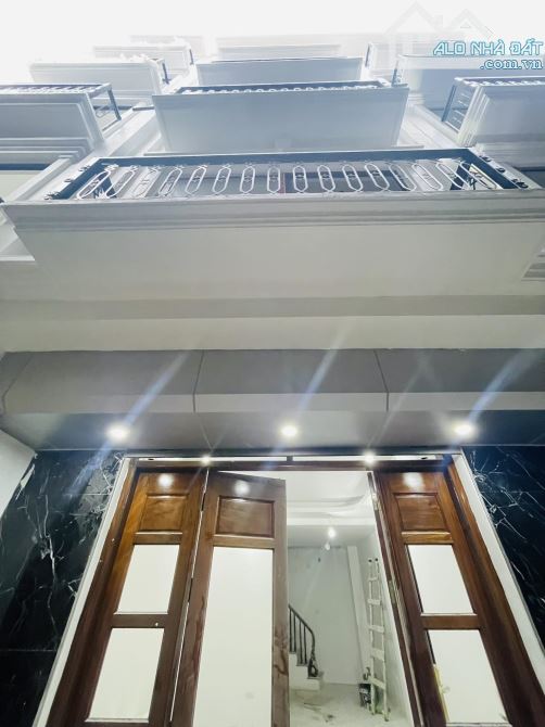 Bán nhà- LÕI ĐỐNG ĐA, NHÀ ĐẸP MỚI KOONG , 6 TẦNG THANG MÁY, 40M OTO TRÁNH -Văn Chương,Đống - 5