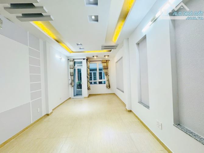 Cần Tiền Bán Gấp nhà ngon cạnh Ng.Trọng Tuyển P.Nhuận 3tầng 132m2 hẻm 3m nhỉnh 6tỏi còn TL - 5