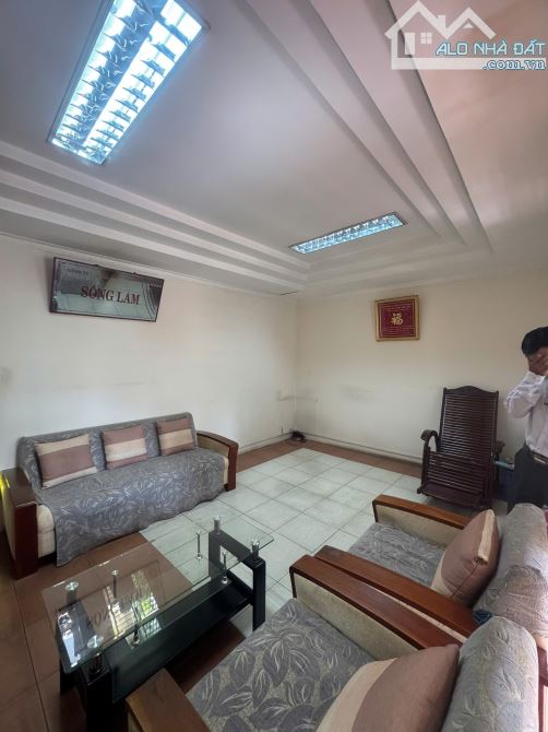 KHU VỰC HIẾM NHÀ BÁN - CẠNH PHỐ NHẬT - HẺM Ô TÔ TRÁNH - SỔ VUÔNG ĐẸP - 19,6 TỶ - 5