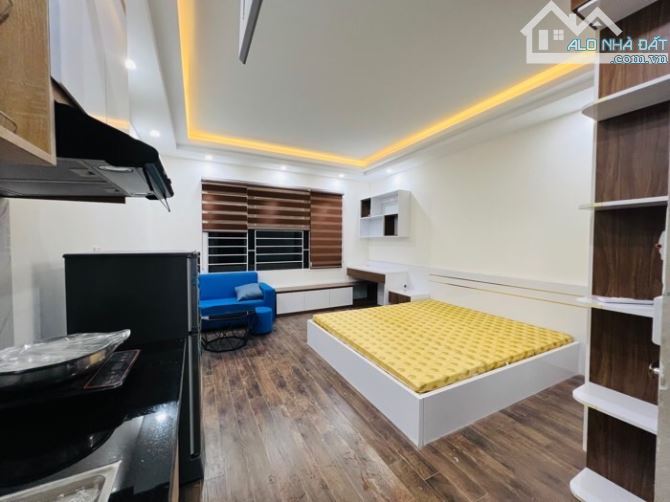 NHÀ ĐẸP TRẦN THÁI TÔNG - 49M2 - KINH DOANH - 5 TẠ ĐỖ CỬA - 9 NGỦ - GIÁ 10.5 TỶ - 5