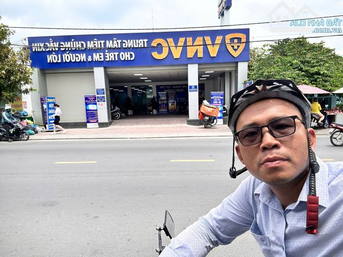 cực đẹp - bán nhà mặt tiền đường nguyễn văn tăng, tp.thủ đức , ngang 12mx34m) 502m2- 55 tỷ - 5