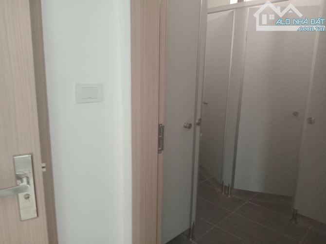Bán building 10 tầng lô góc mặt phố Hoàng Quốc Việt, Nghĩa Tân. DT 460m2, MT 20m, 250 tỷ - 7