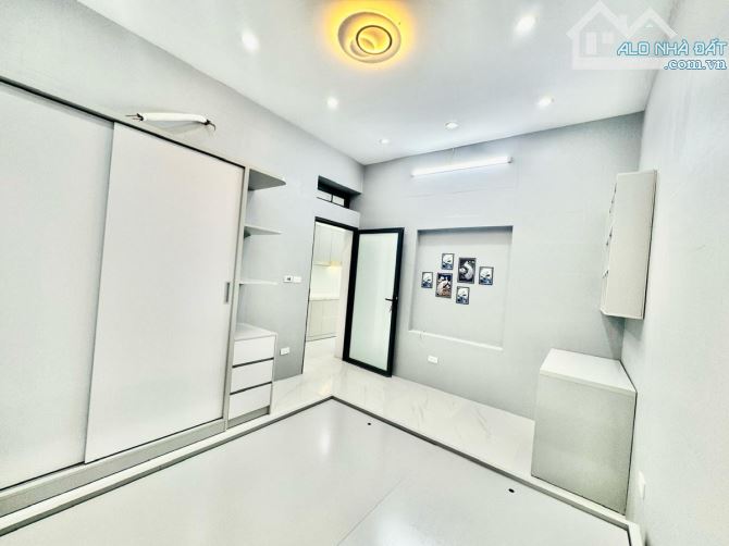 Cần bán nhà tập thể In ngân hàng Đống Đa - 80m - 3PN - 7