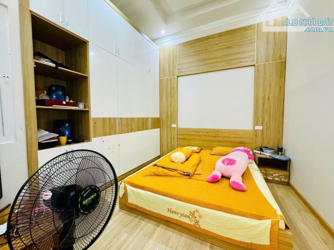 NHÀ 1 MÊ FULL NỘI THẤT HẺM ĐỒNG KHỞI: GIÁ 4.35 tỷ - 7