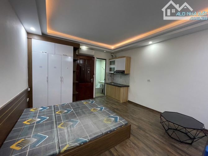 NHÀ ĐẸP TRẦN THÁI TÔNG - 49M2 - KINH DOANH - 5 TẠ ĐỖ CỬA - 9 NGỦ - GIÁ 10.5 TỶ - 7