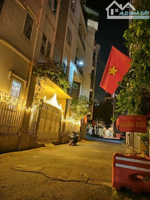 BÁN NHÀ LÔ GÓC ĐẲNG CẤP PHÂN LÔ QUÂN ĐỘI – LẠC LONG QUÂN, TÂY HỒ – GIÁ TỐT CHỈ 33 TỶ - 7