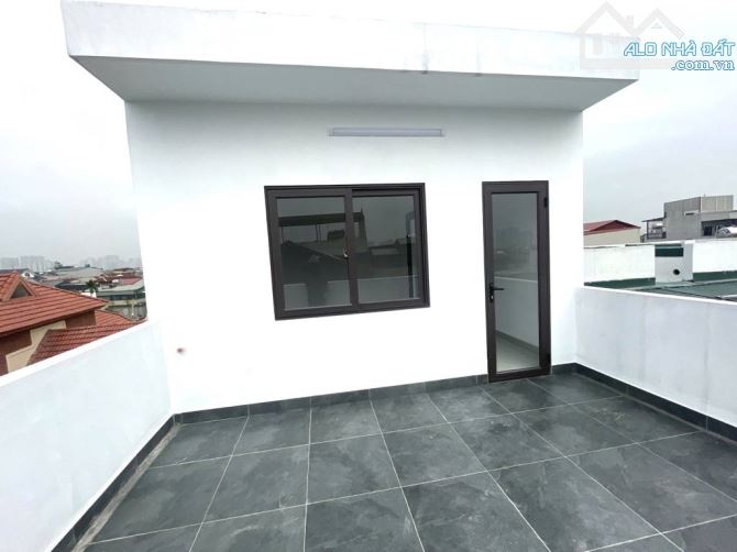 🏡 Bán nhà Bồ Đề, Long Biên, 40m2 x 4 tầng, gần cầu Chương Dương, Ô tô, 8 tỷ 9 - 8