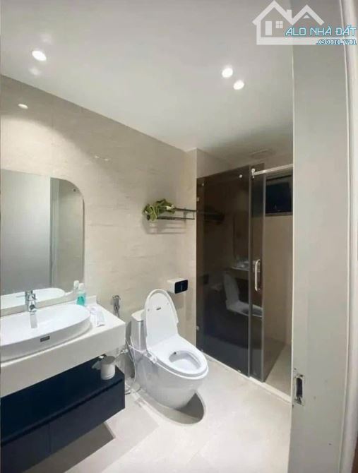 Nhà 2 Tầng Bùi Thị Xuân - Thiết Kế Đẹp Hiện Đại Dọn Vào Ở Ngay - 8