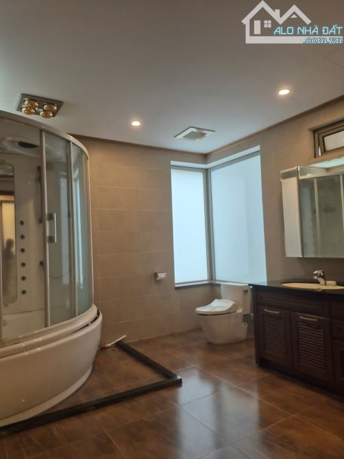 Biệt thự Vườn Đào Lạc Long Quân Tây Hồ. Sổ A4 231m, 5 tầng MT15m Giá 120 tỷ - 8