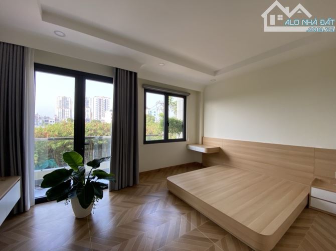 QUÀ TẬNG TÂN GIA- NHÀ MỚI 4TẦNG-4PN-THANG MÁY-ĐƯỜNG 12M-DÒNG TIỀN-CẬN PHÚ M HƯNG- QUẬN 7 - 8