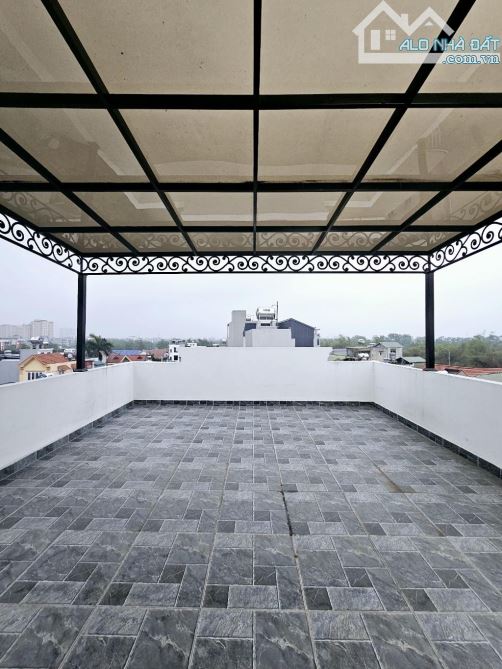 Nhà đẹp Ngọc lâm - 6 tầng thang máy - ngõ thông - OTO vào nhà - 8