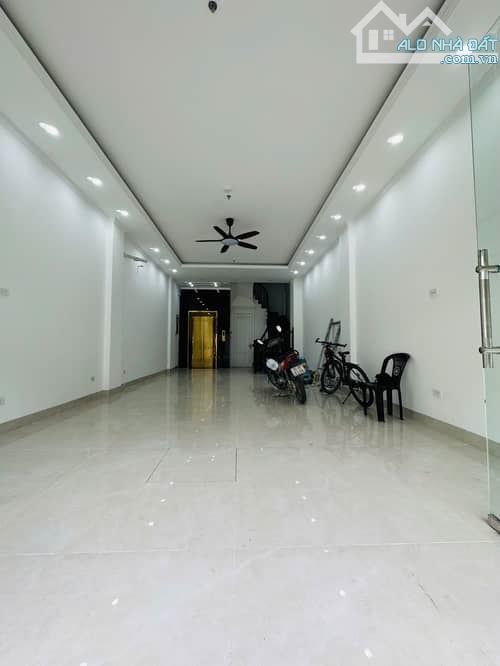 BÁN TOÀ VĂN PHÒNG 8 TẦNG THÔNG MẶT PHỐ HỒ TÙNG MẬU , MAI DỊCH , CẦU GIẤY 65M CHỈ 39.5 Tỷ