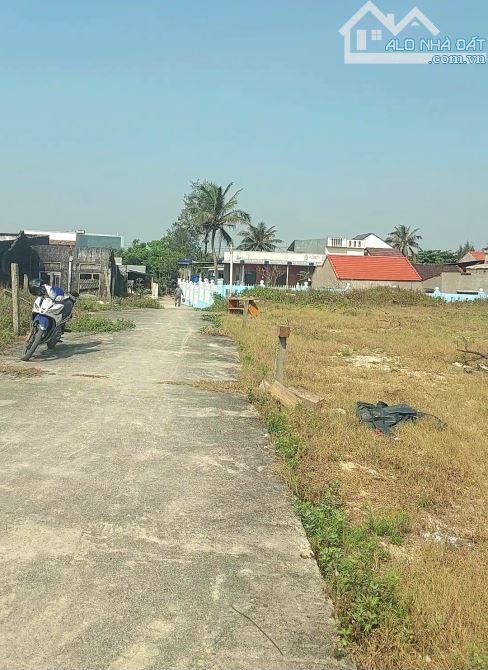 Lô đất view biển Tam Tiến rất đẹp