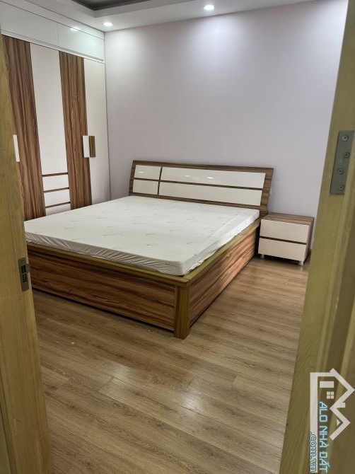 Cho thuê căn hộ chung cư VP5 Linh Đàm Dt: 75m2 2pn 2wc full nội thất 10tr/1 tháng