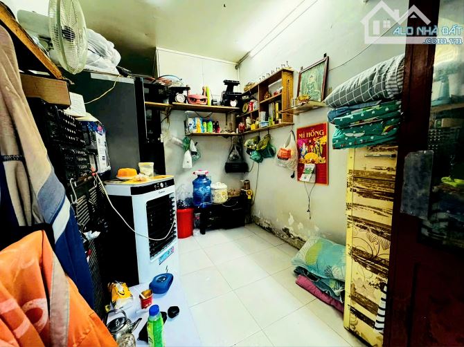 BÁN NHÀ SAU CĂN MẶT TIỀN HXH ĐINH TIÊN HOÀNG- P1 BÌNH THẠNH: gần 40m2 chỉ nhỉnh 4.5 tỷTL.