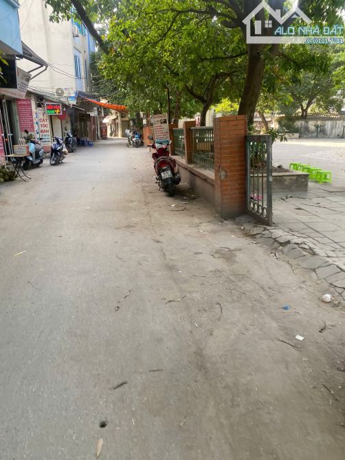 BÁN NHÀ DỊCH VỌNG CẦU GIẤY – MẶT NGÕ THÔNG KINH DOANH – Ô TÔ TRÁNH – DT 52M2