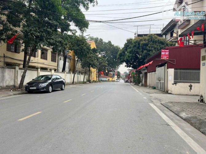 ✅ MÔ TẢ BẤT ĐỘNG SẢN NỔI BẬT. Xóm Đường Khê Nữ Nguyên Khê ĐÔNG ANH. 👉 Diện tích: 76.7m² –