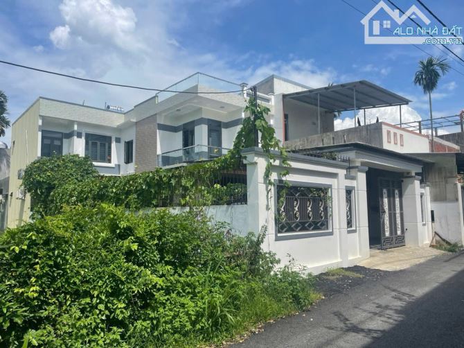 Nhà biệt thự vườn khu yên phú 1 nghĩa lộ tp quảng Ngãi giá siêu rẽ