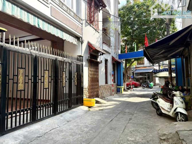 cần bán nhà 2 tầng kiet ô tô Huỳnh Ngọc Huệ , Quận Thanh Khê , TP. Đà Nẵng ⭐⭐⭐⭐⭐