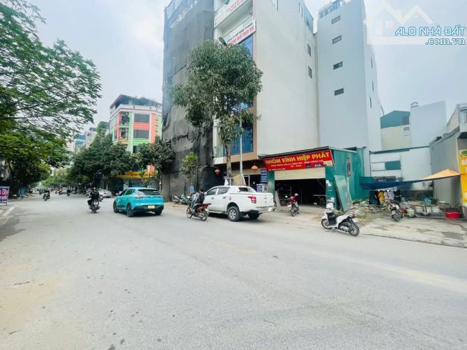 BÁN MẢNH ĐẤT MẶT PHỐ HOÀNG CÔNG - QUẬN HÀ ĐÔNG - VỈA HÈ TO - KINH DOANH ĐỈNH - 60M - MT 5M