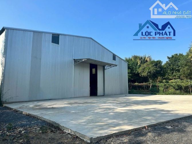 Cho thuê nhà xưởng Thiện Tân Vĩnh cửu 1.400 m2 chỉ 30 triệu