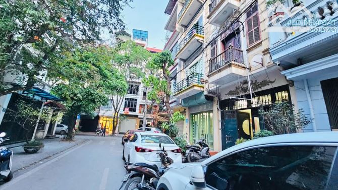 BÁN NHÀ PHÂN LÔ ĐẦM TRẤU - HAI BÀ TRUNG - VỈA HÈ - KINH DOANH - Ô TÔ TRÁNH - 55M X 5 TẦNG