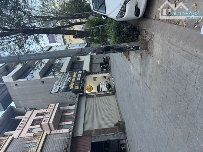BÁN NHÀ PHÂN LÔ Ô TÔ VÀO NHÀ 4T FULL NT PHỐ HOÀNG QUỐC VIỆT CẦU GIẤY 70M2 MT 6M 16 TỶ