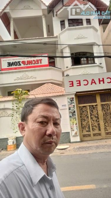 Bán Biệt Thự siêu đẹp, Mặt Tiền Đông Hưng Thuận 17, 235m2 ,4 Tầng ngang 12m , Đường 10m T,