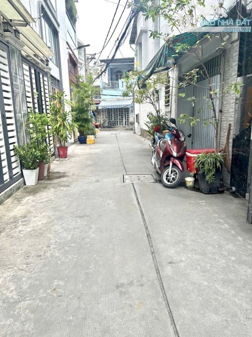😘BÁN   NHÀ PHỐ CHÍNH CHỦ 2 TẦNG - NGANG 4.2 ❌ DÀI 13M - 2 PHÒNG NGỦ - PHẠM VĂN CHIÊU, P14