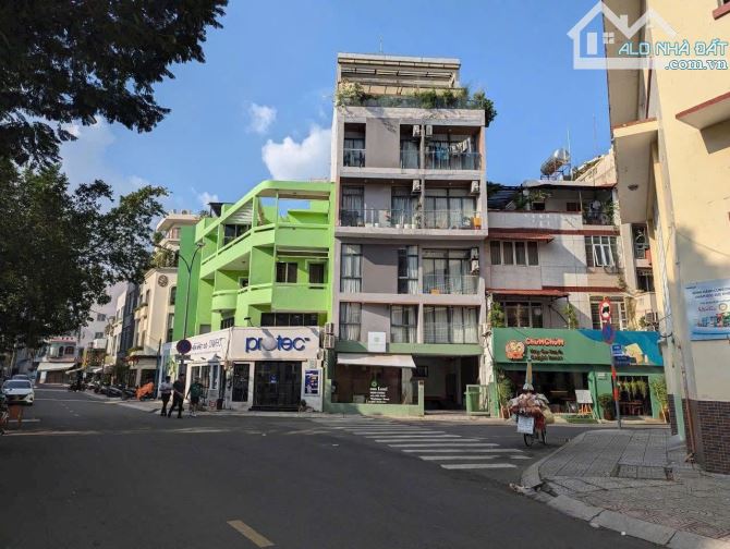 Bán nhà CHDV Trần Quý Khoách hiên có 19 Phòng 2 MT 8,2x17m HDT 120tr/tháng giá 68 TỶ