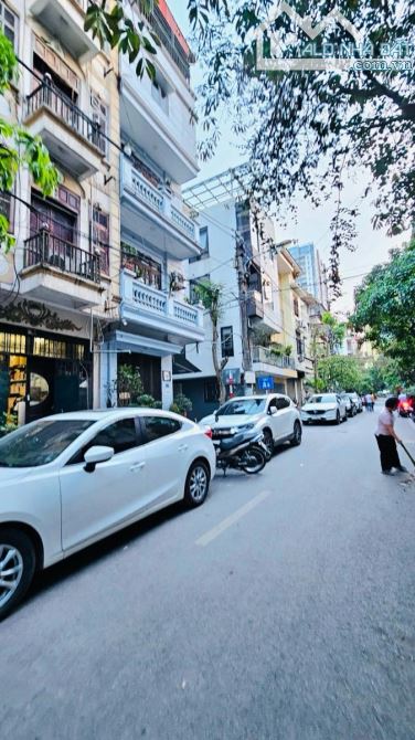 Bán nhà Đầm Trấu ô tô kinh doanh 56m x 5t mt 4,2m chỉ 24,3 tỷ