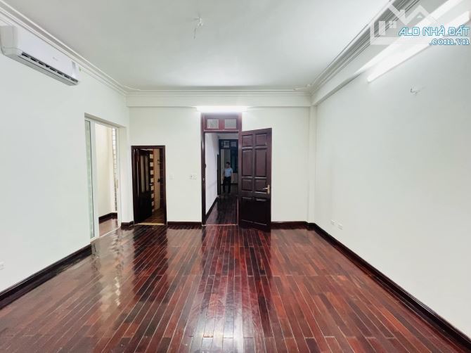 BÁN NHÀ KDT VĂN QUÁN 112M2 4T  - ĐẲNG CẤP LÔ GÓC - VIEW VƯỜN HOA - 3 THOÁNG VĨNH VIỄN
